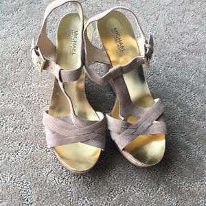 NEW Michael by Michael Kors Suede T strap wedges